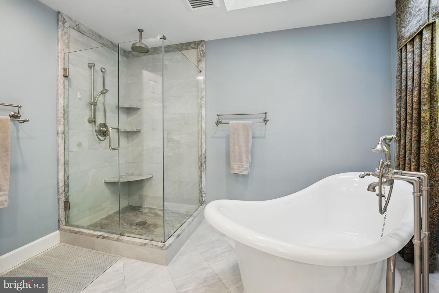 8346 Argent Cir