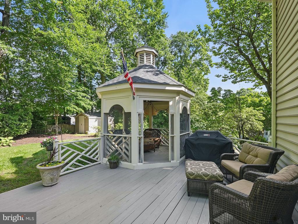 8346 Argent Cir
