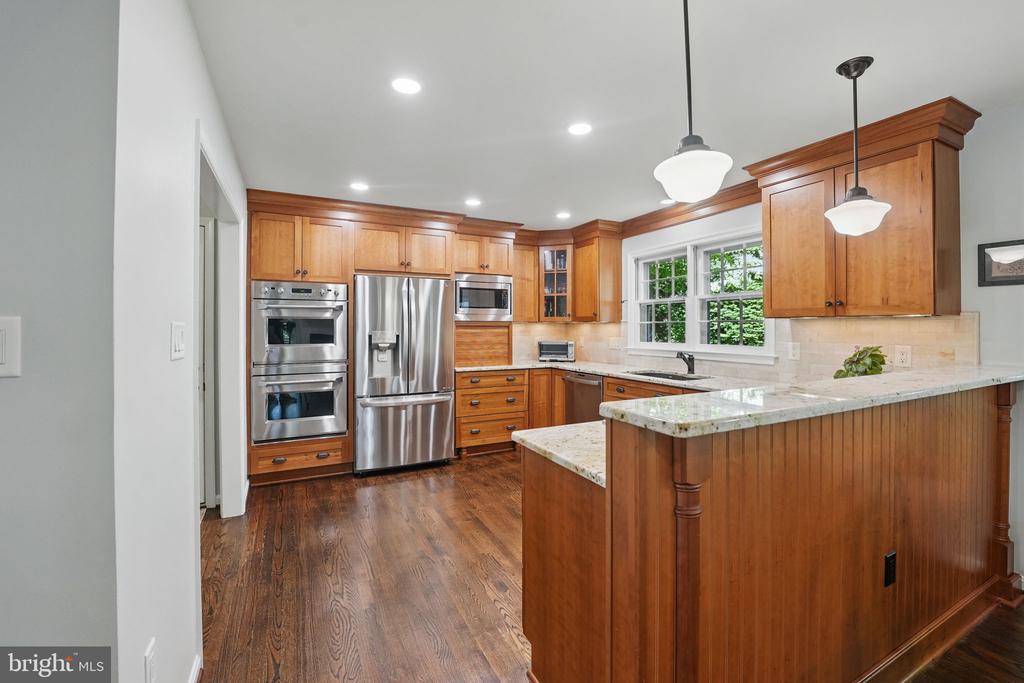 8346 Argent Cir