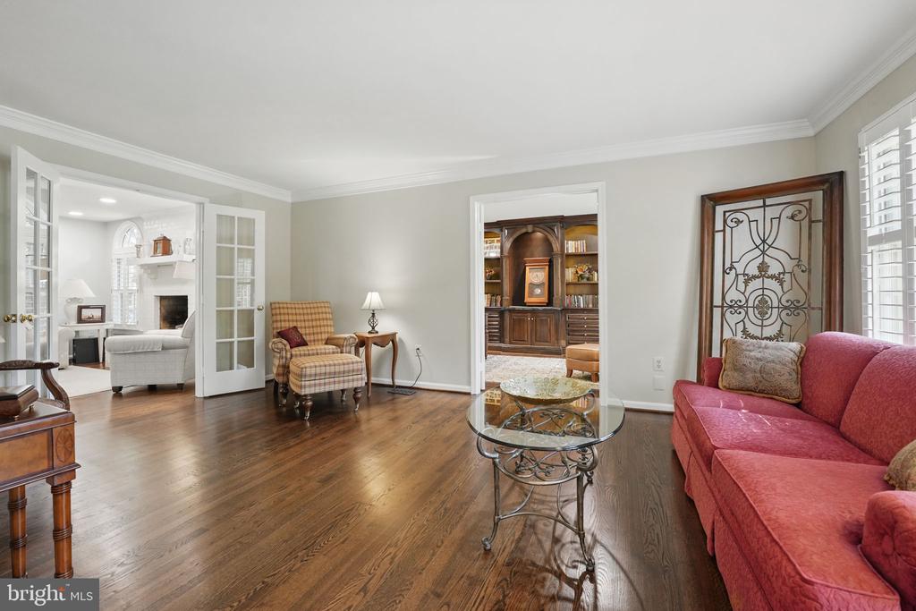 8346 Argent Cir