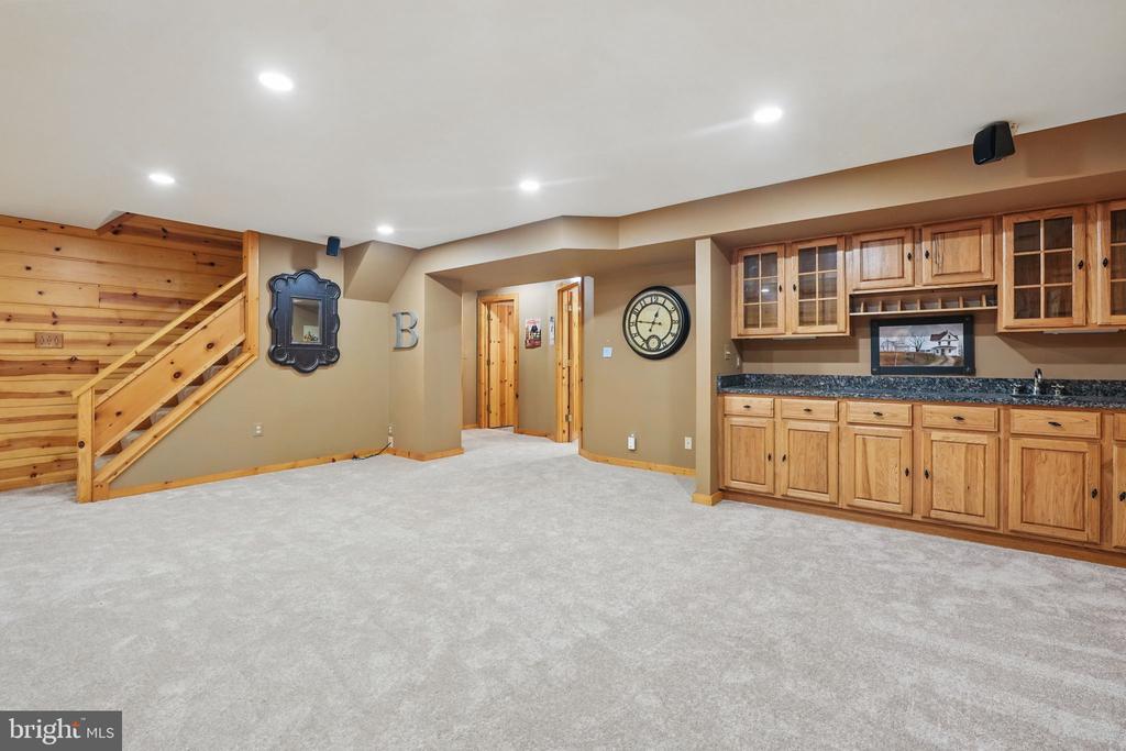 8346 Argent Cir