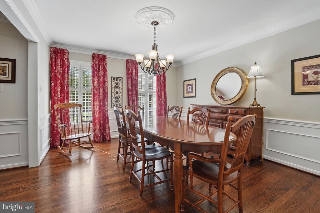 8346 Argent Cir