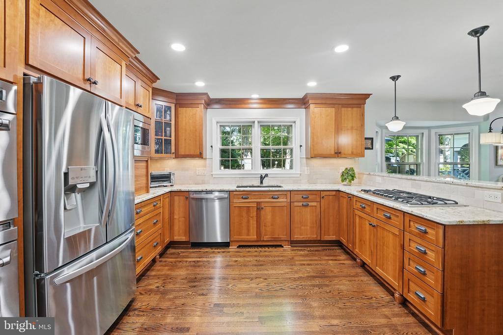 8346 Argent Cir