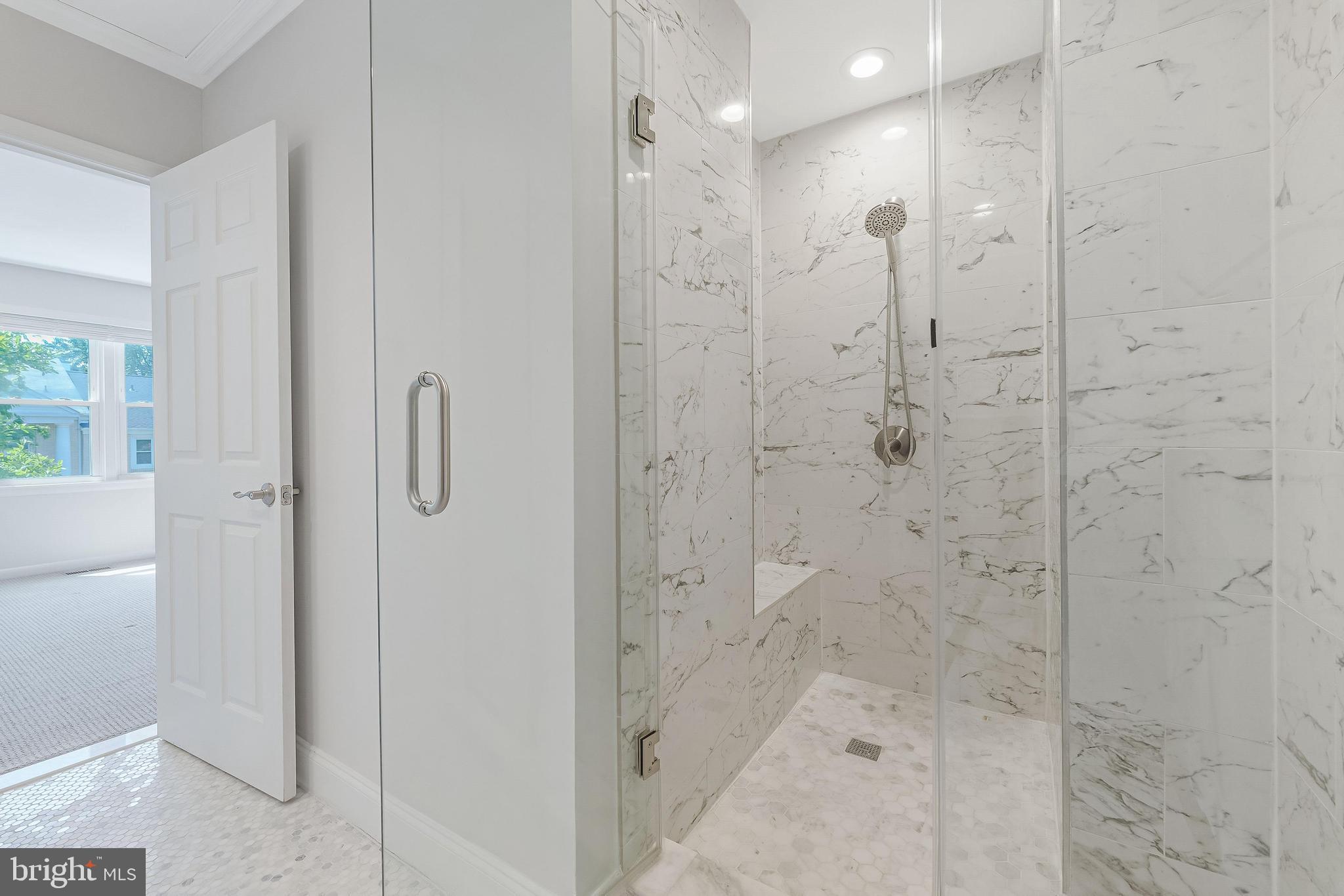 8504 Jeffersonian Ct