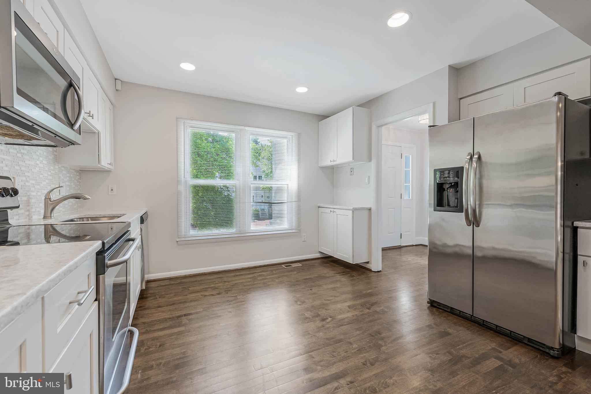 8504 Jeffersonian Ct