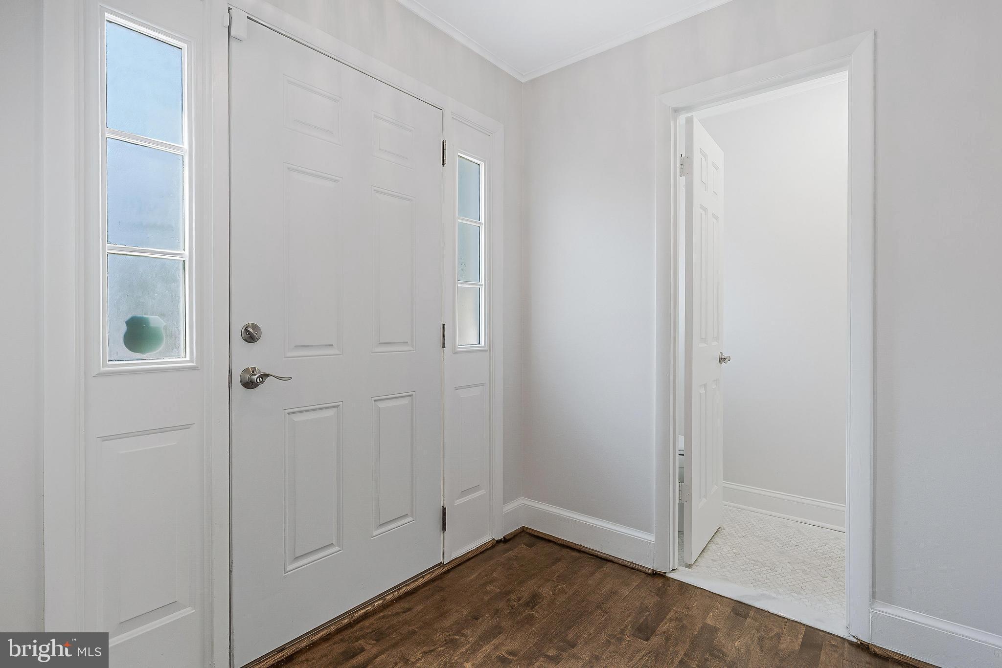 8504 Jeffersonian Ct