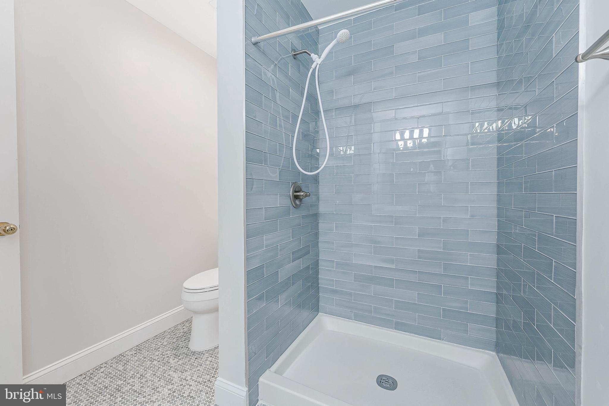 8504 Jeffersonian Ct