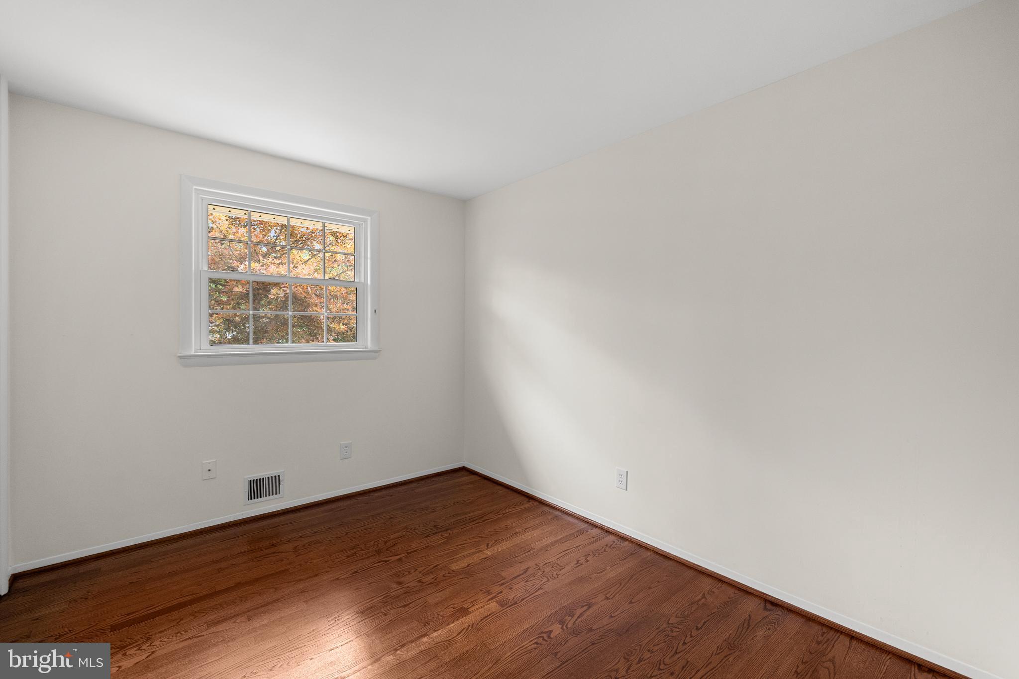 15007 CARLBERN DRIVE