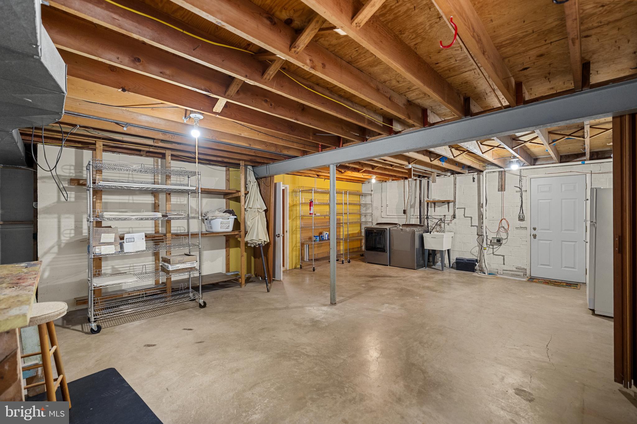 15007 CARLBERN DRIVE