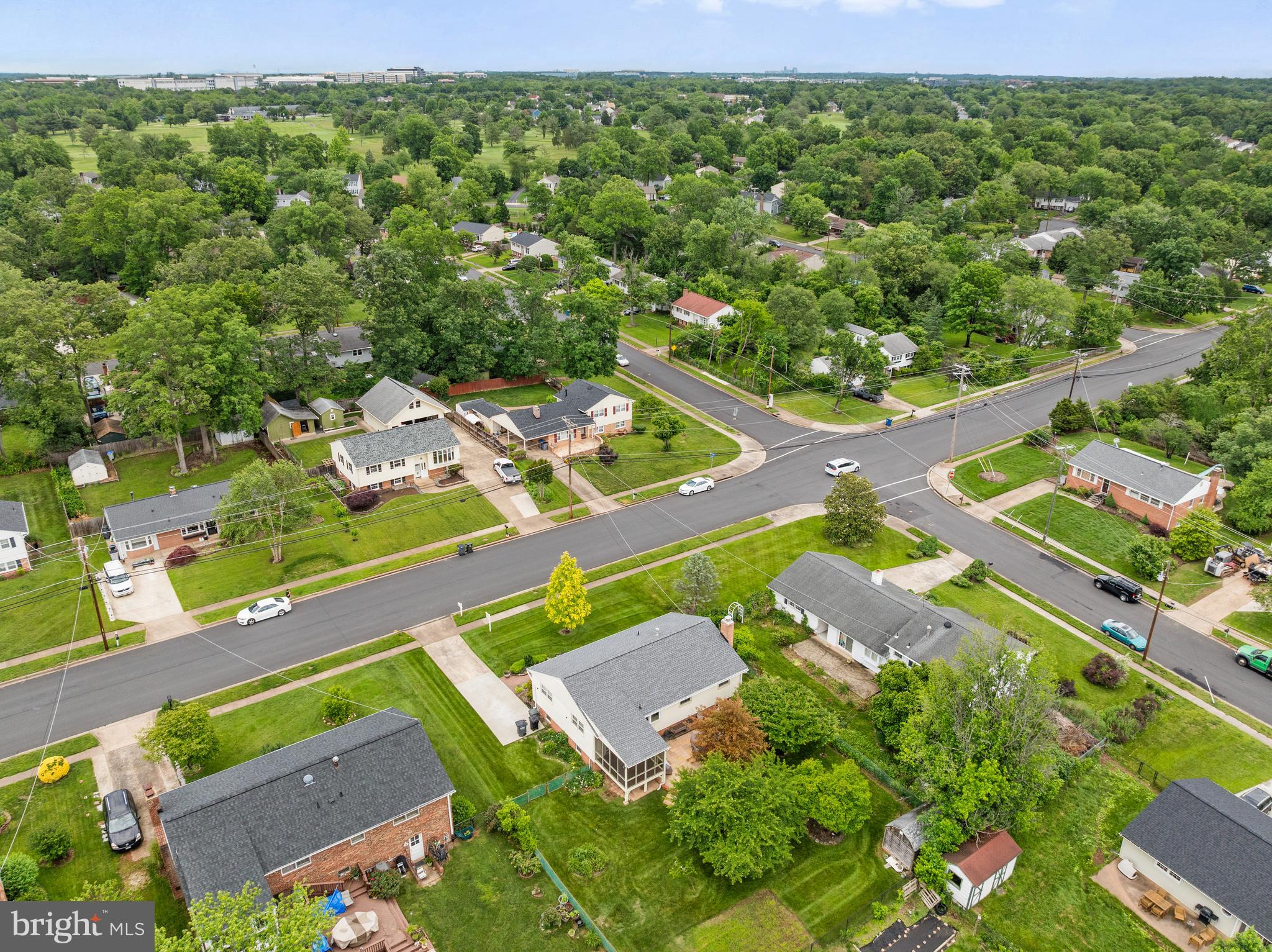 15007 CARLBERN DRIVE