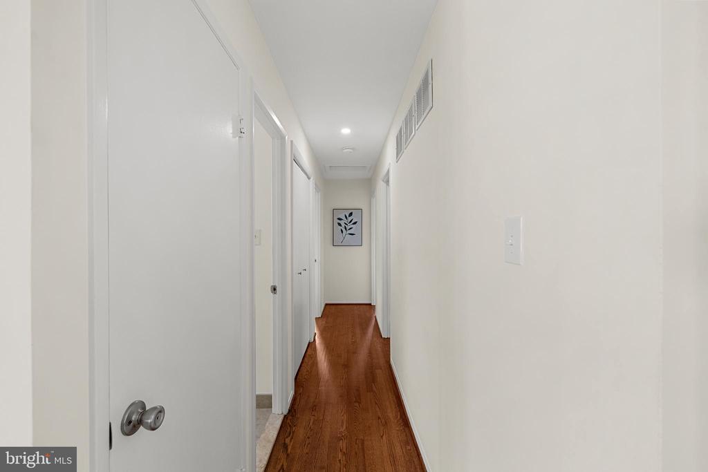 15007 CARLBERN DRIVE