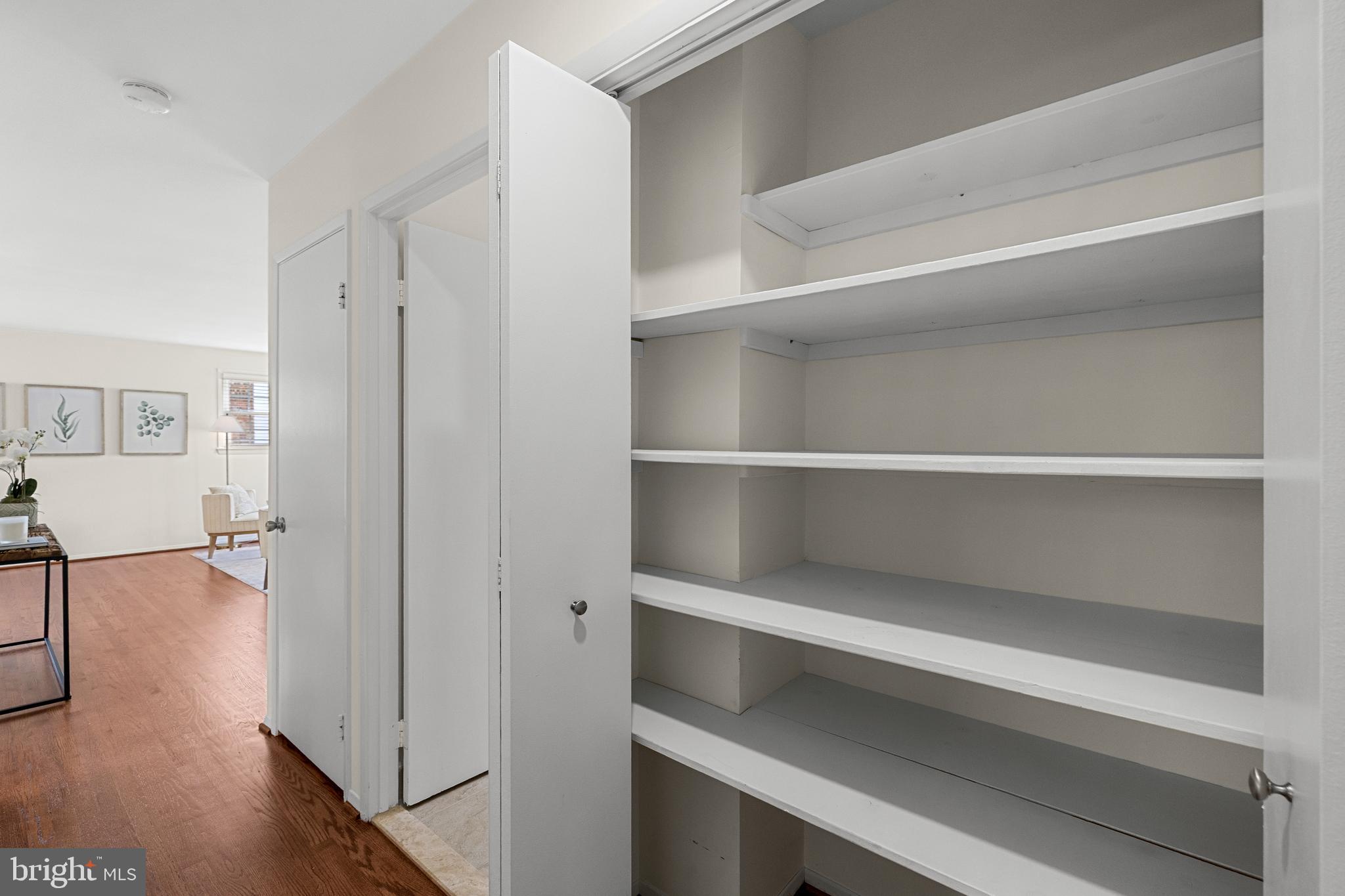 15007 CARLBERN DRIVE