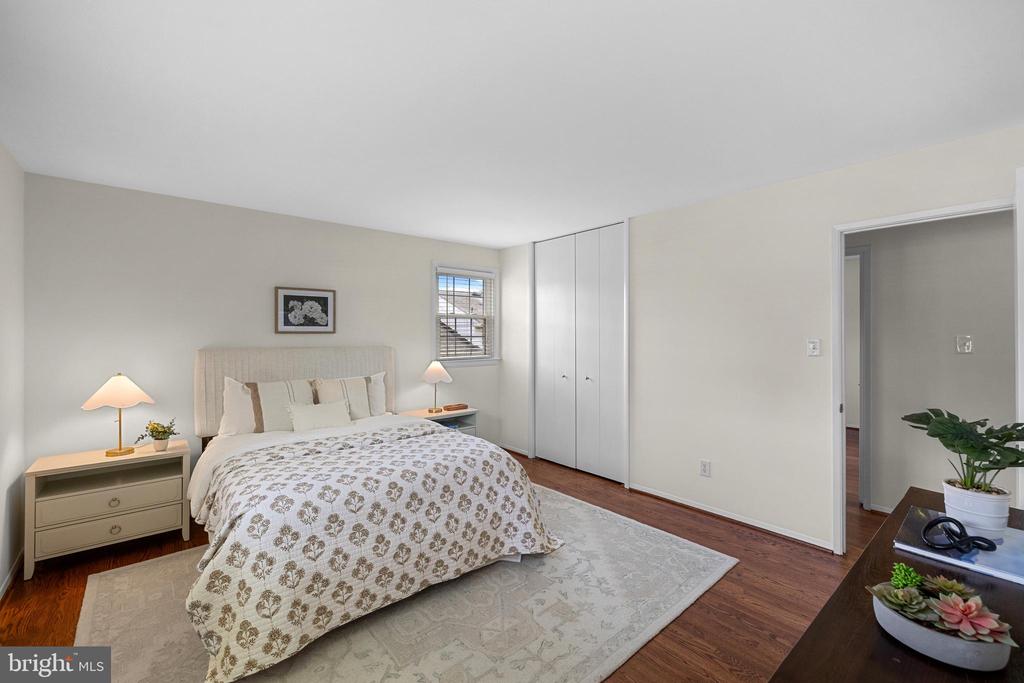 15007 CARLBERN DRIVE