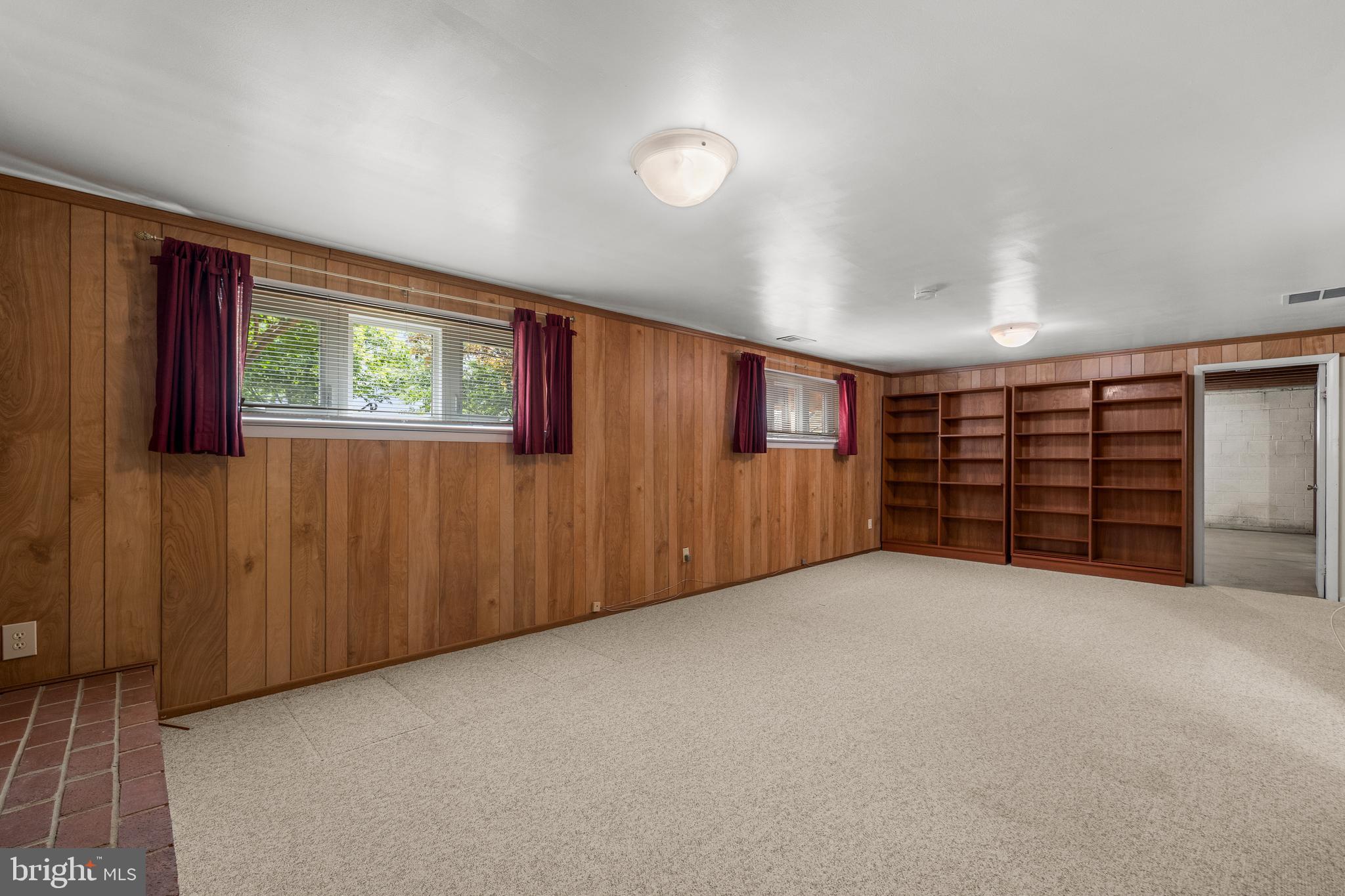 15007 CARLBERN DRIVE