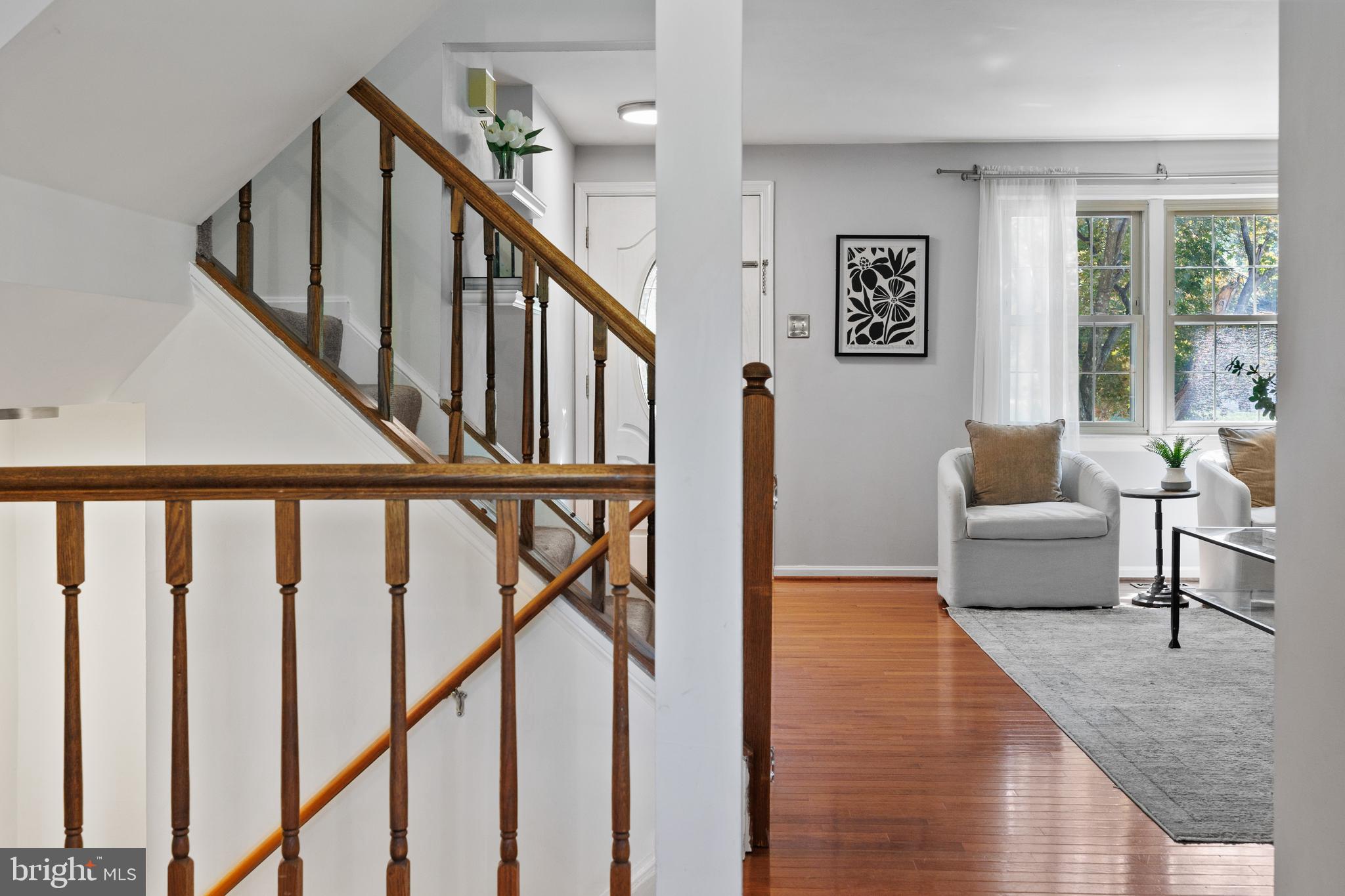 7333 CRESTLEIGH CIRCLE