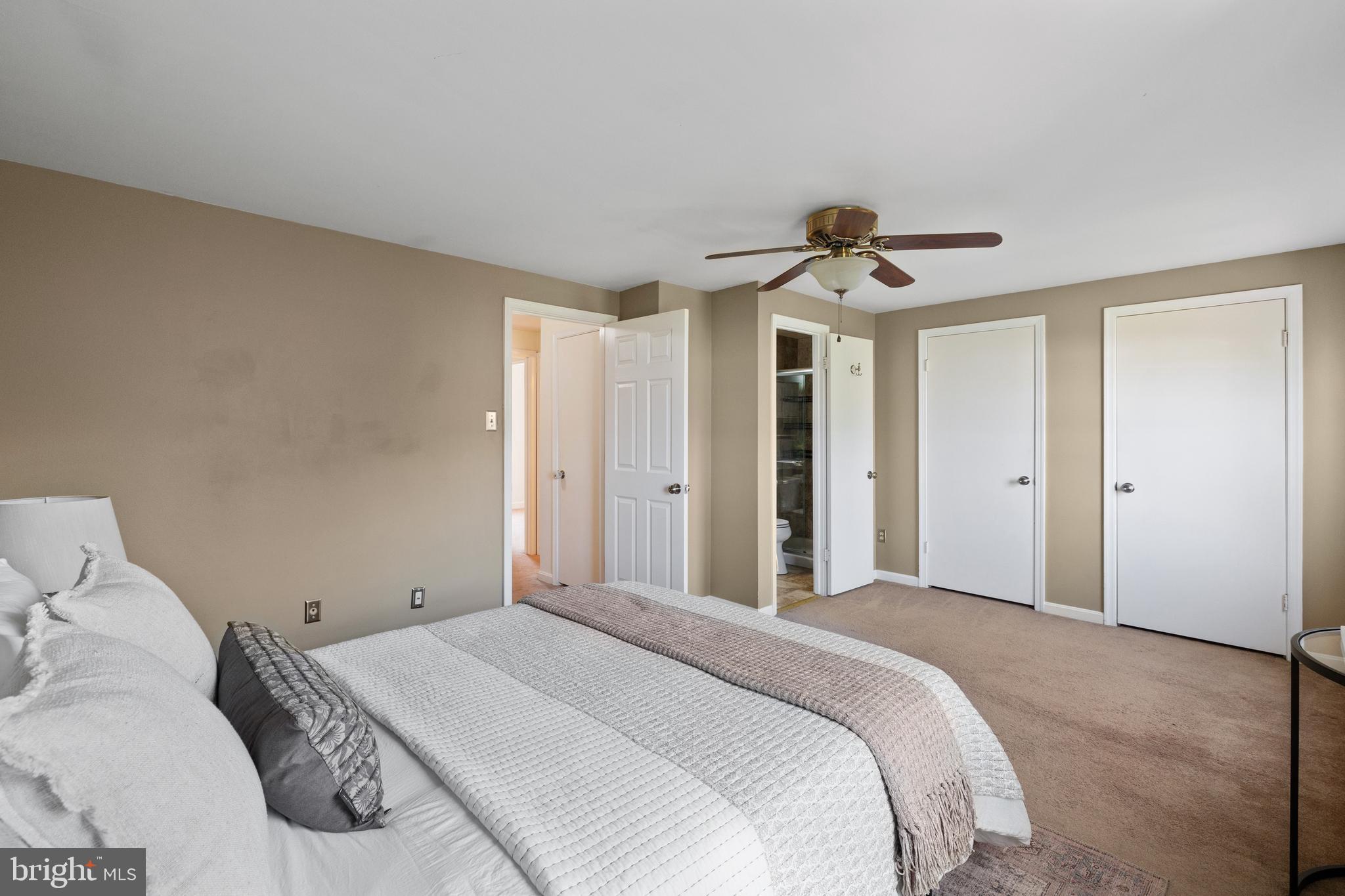 7333 CRESTLEIGH CIRCLE