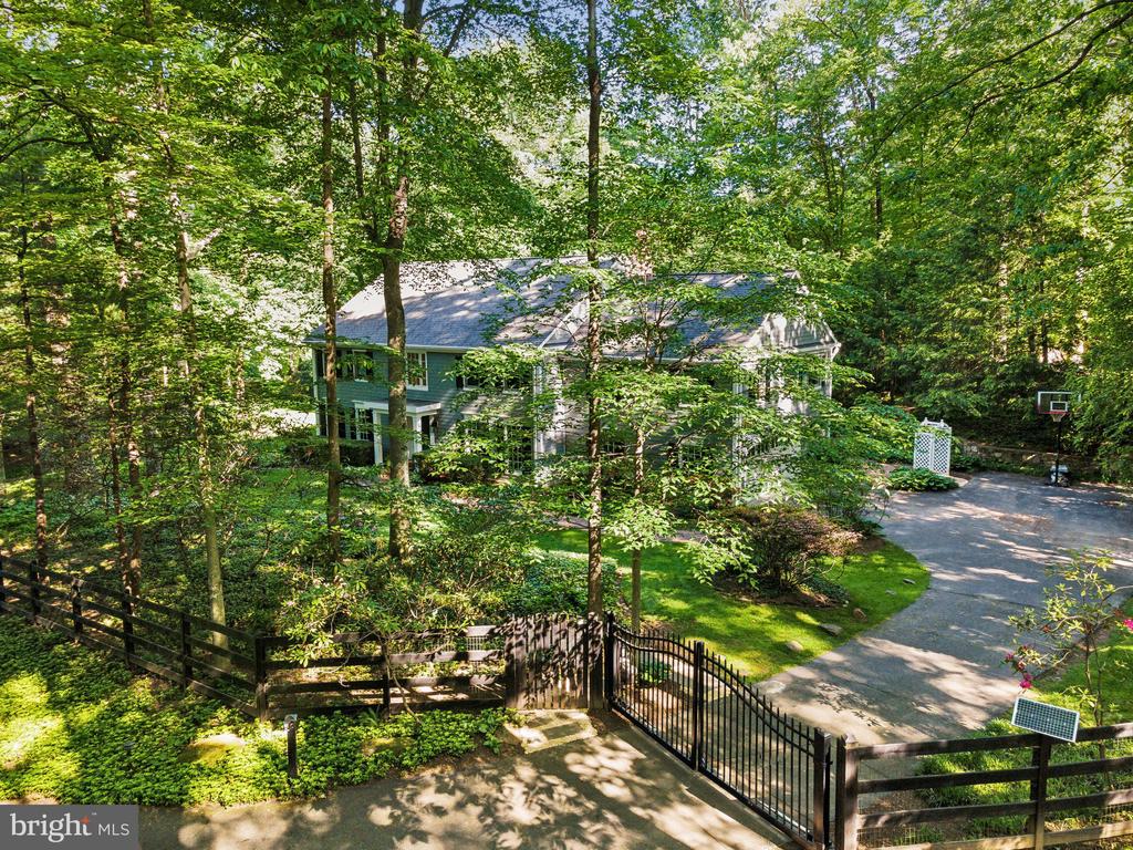 9226 Sterling Montague Dr