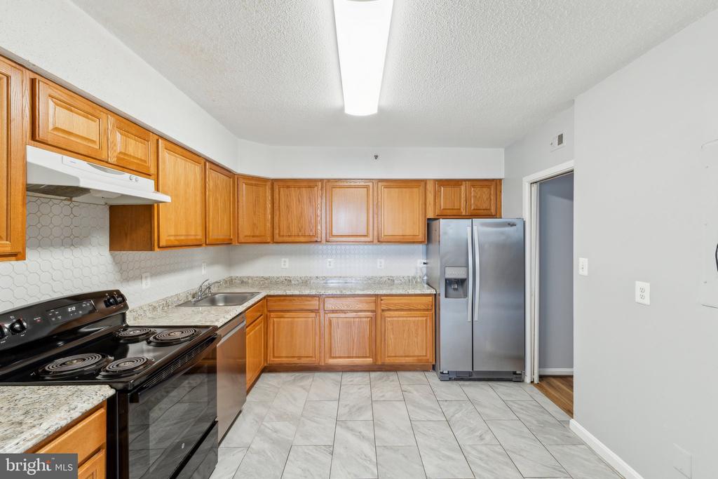 3713 S GEORGE MASON DR #1306W