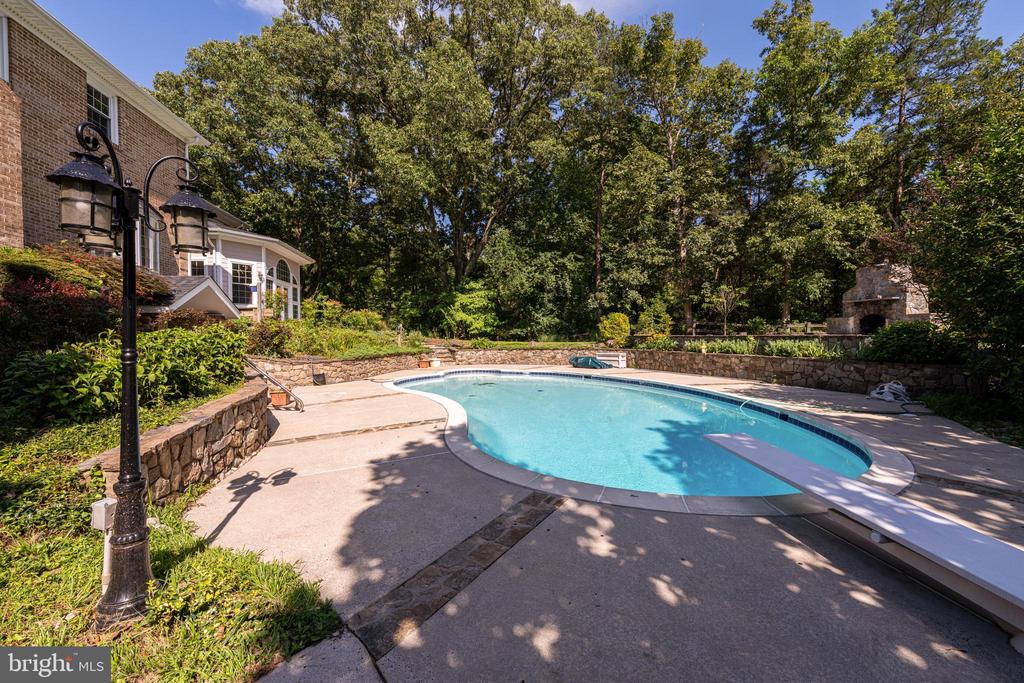 1201 CRAYTON ROAD