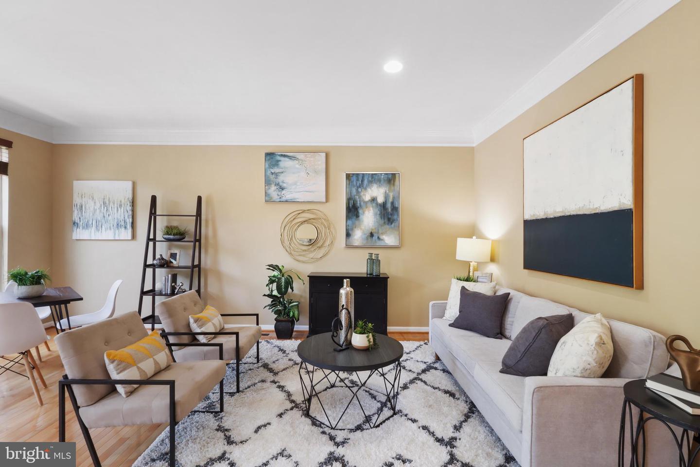 13619 Red Squirrel Way