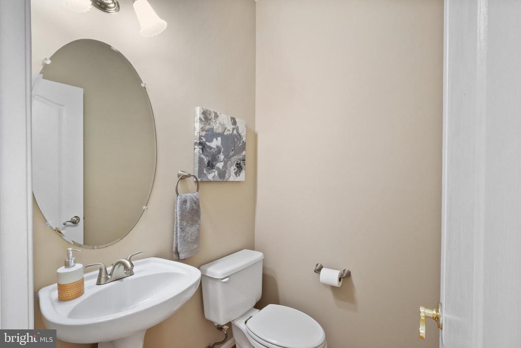 13619 Red Squirrel Way