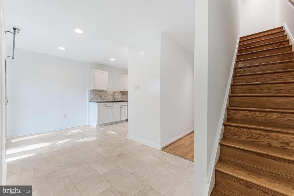 1377 NORTHGATE SQ
