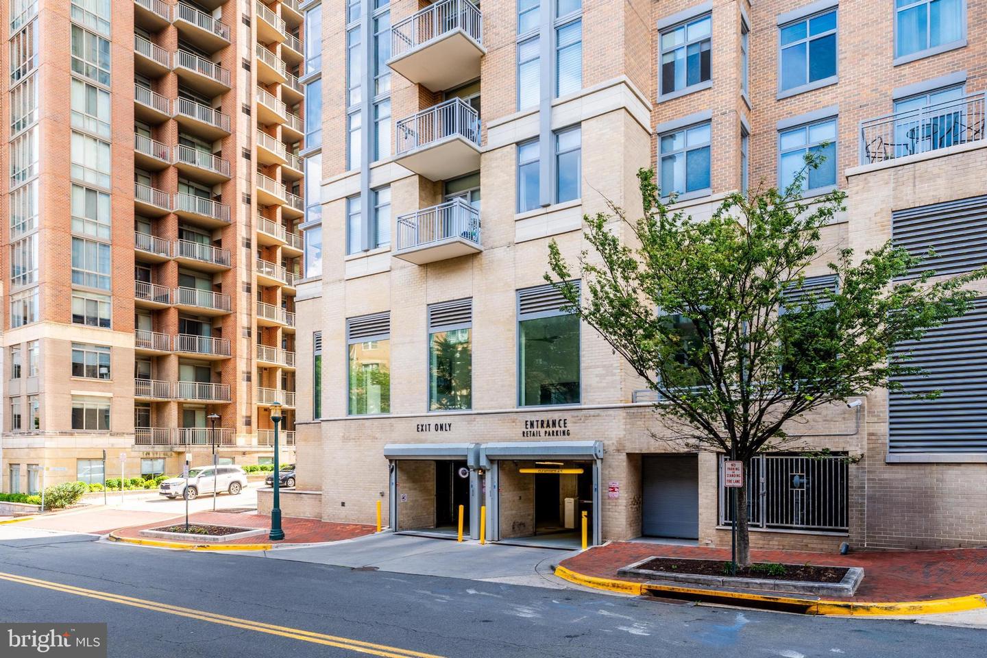 11990 Market St #101
