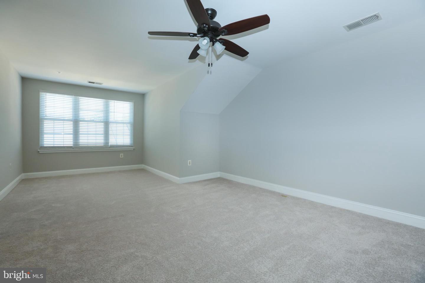 2066 Capstone Cir