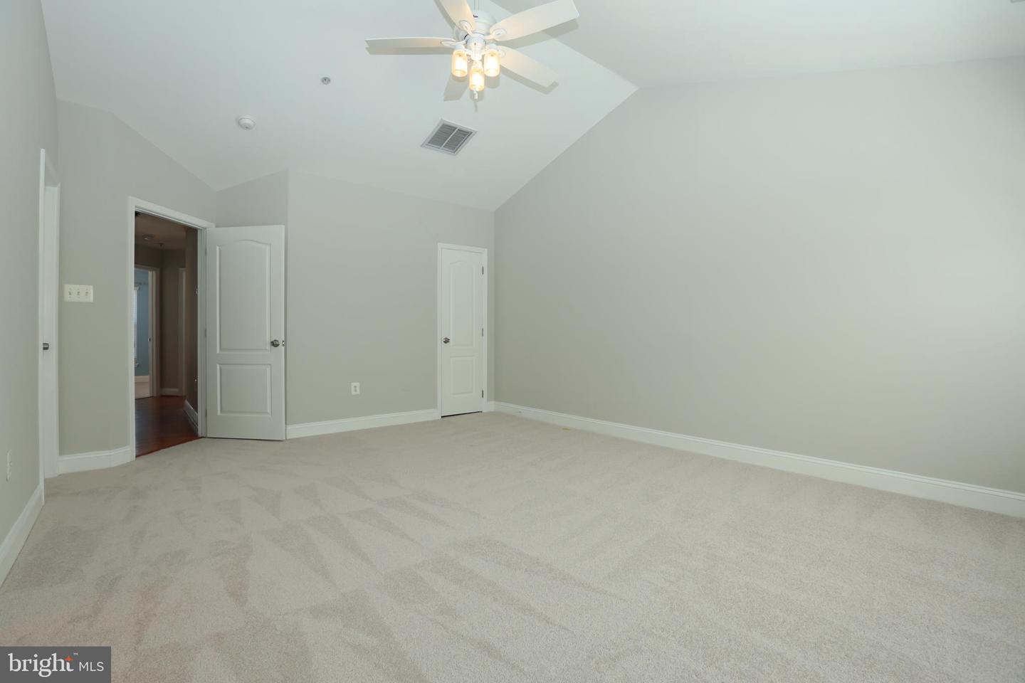 2066 Capstone Cir