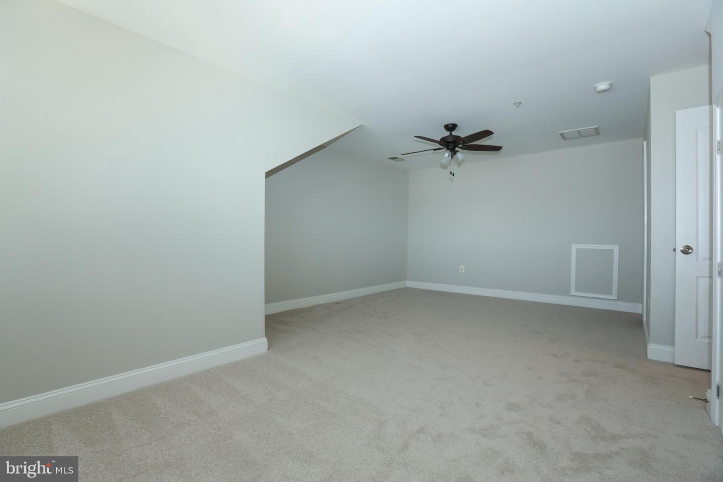 2066 Capstone Cir