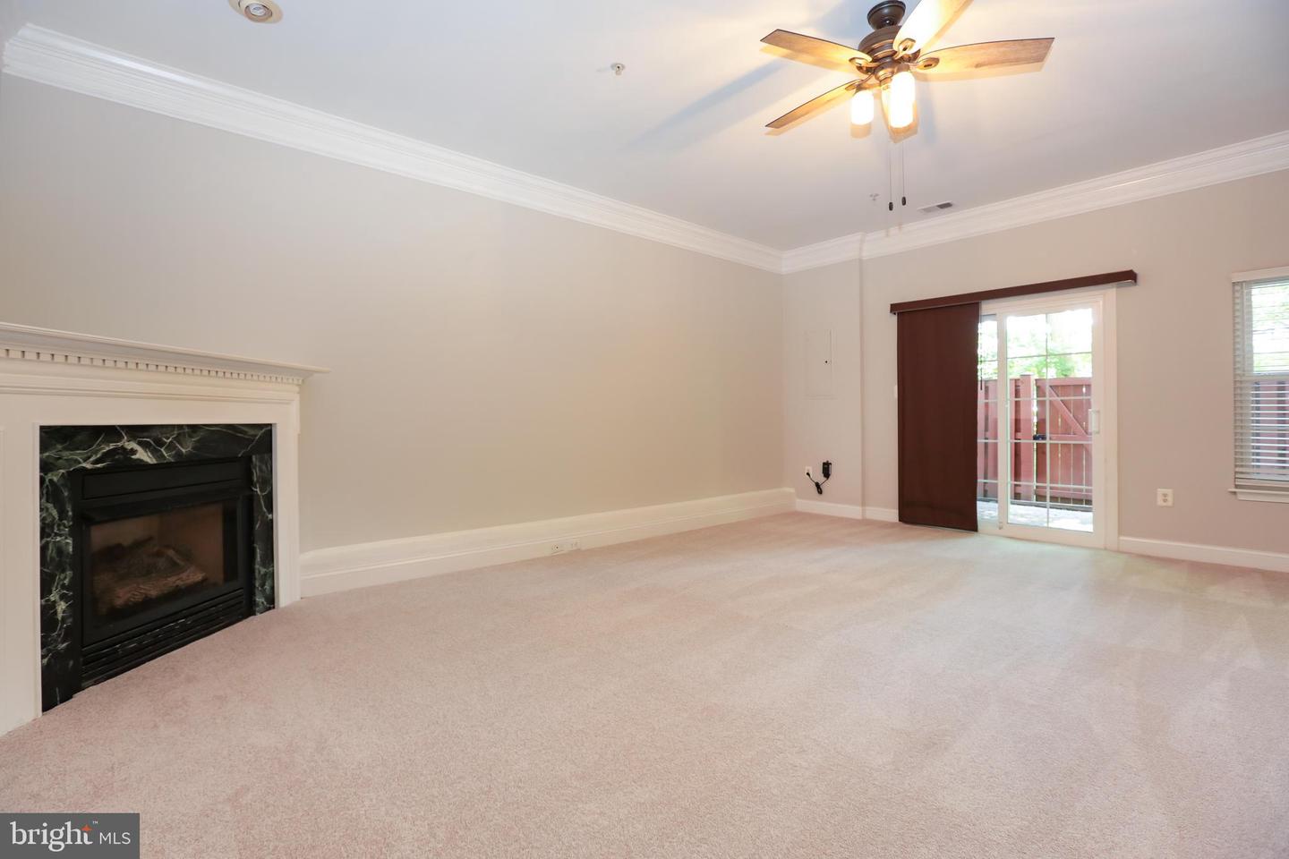 2066 Capstone Cir
