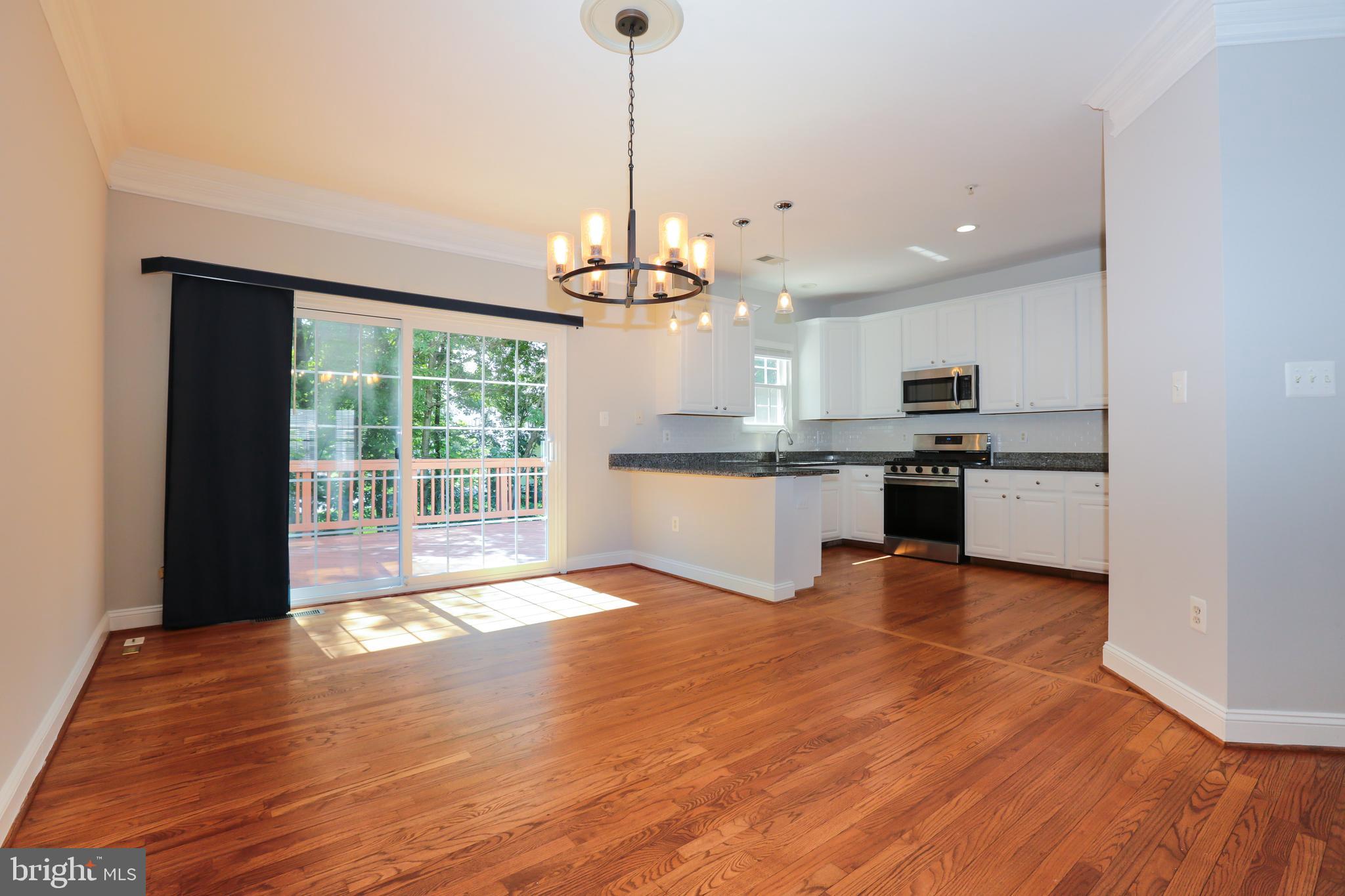2066 Capstone Cir