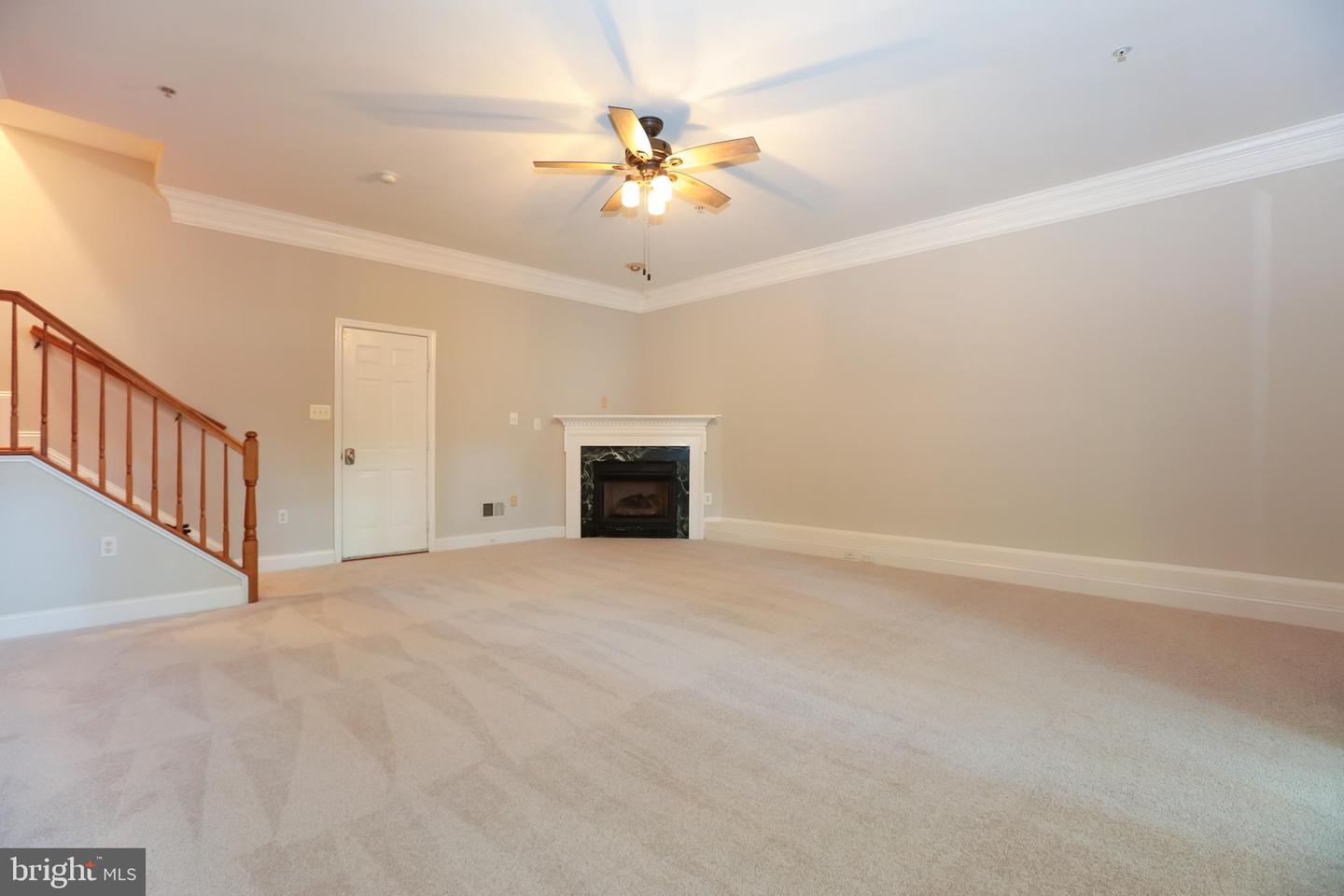 2066 Capstone Cir
