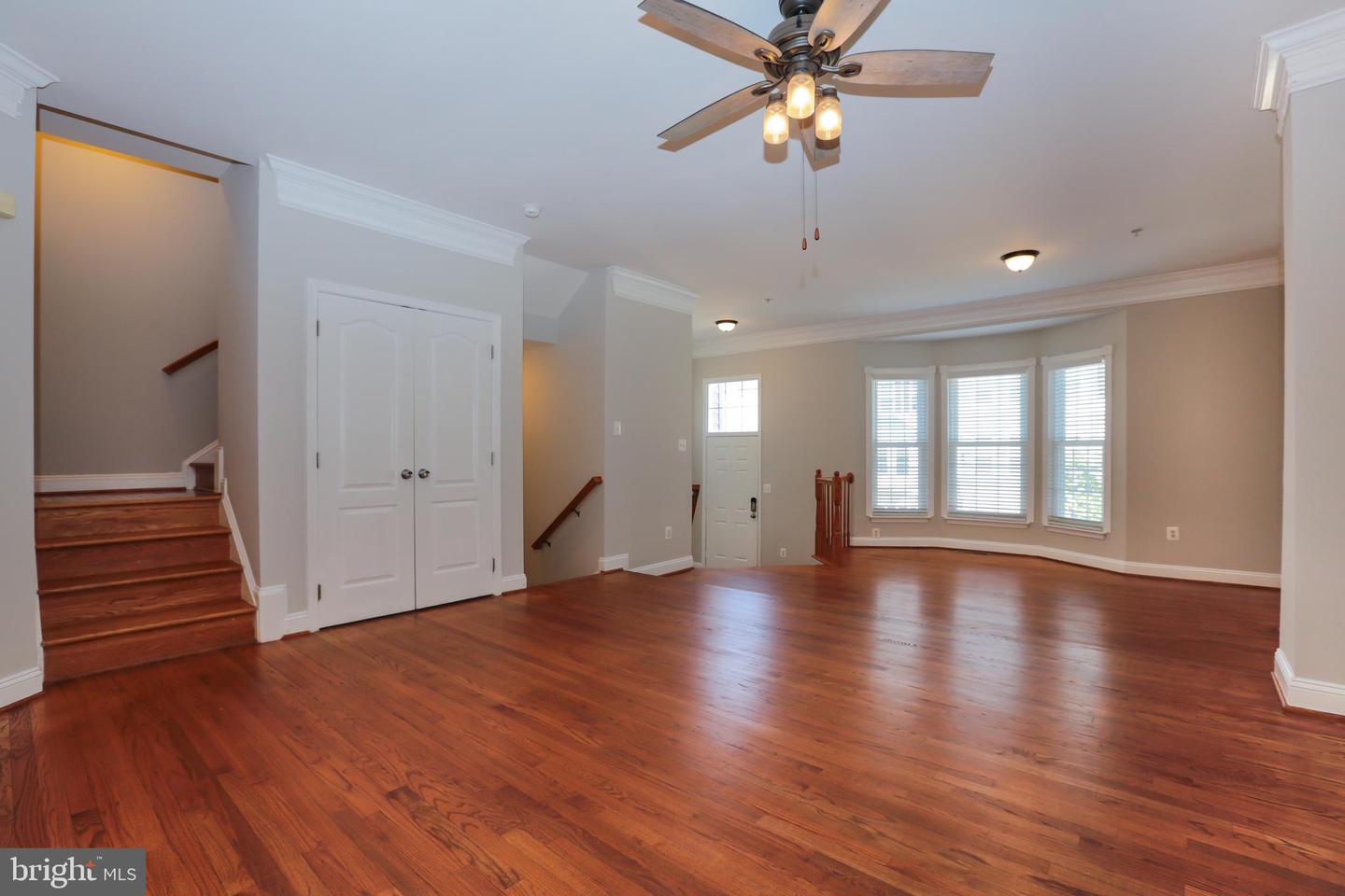 2066 Capstone Cir