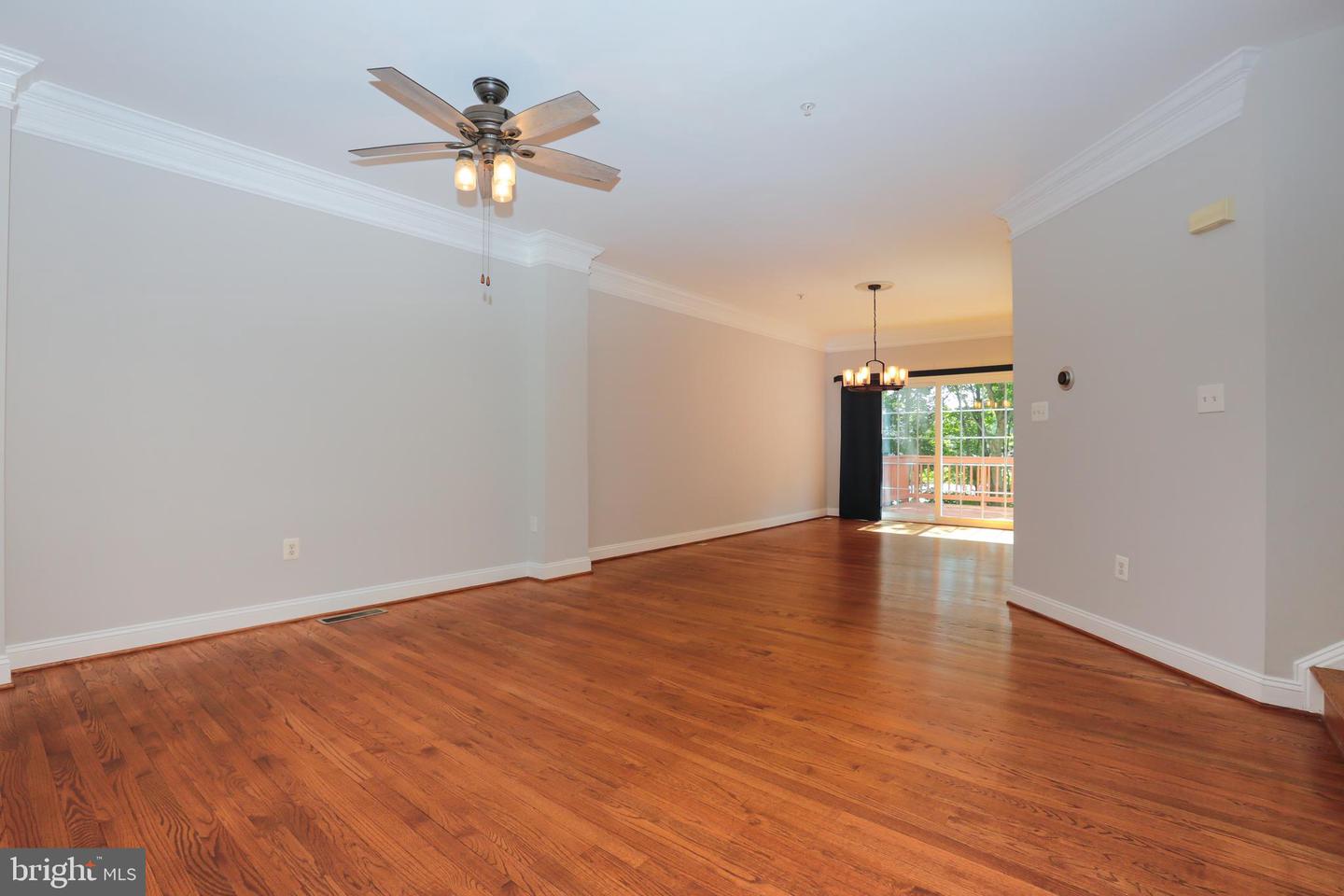2066 Capstone Cir
