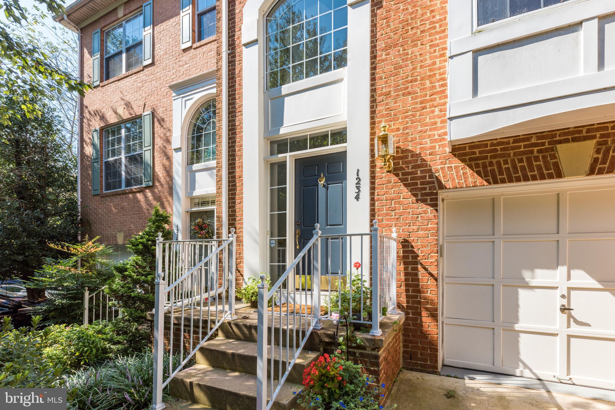 1234 WILD HAWTHORN WAY