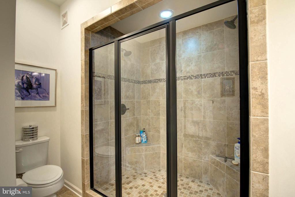 13764 EARHART CIRCLE