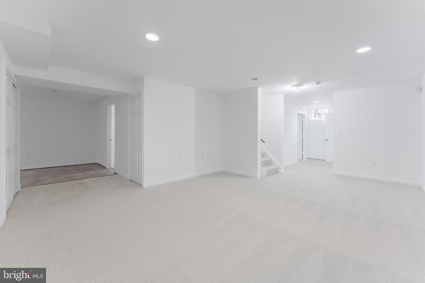 11681 Gilman Ln