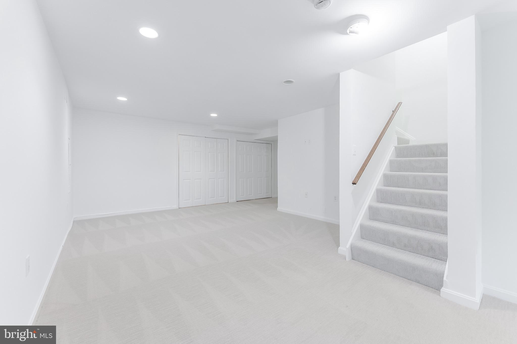 11681 Gilman Ln