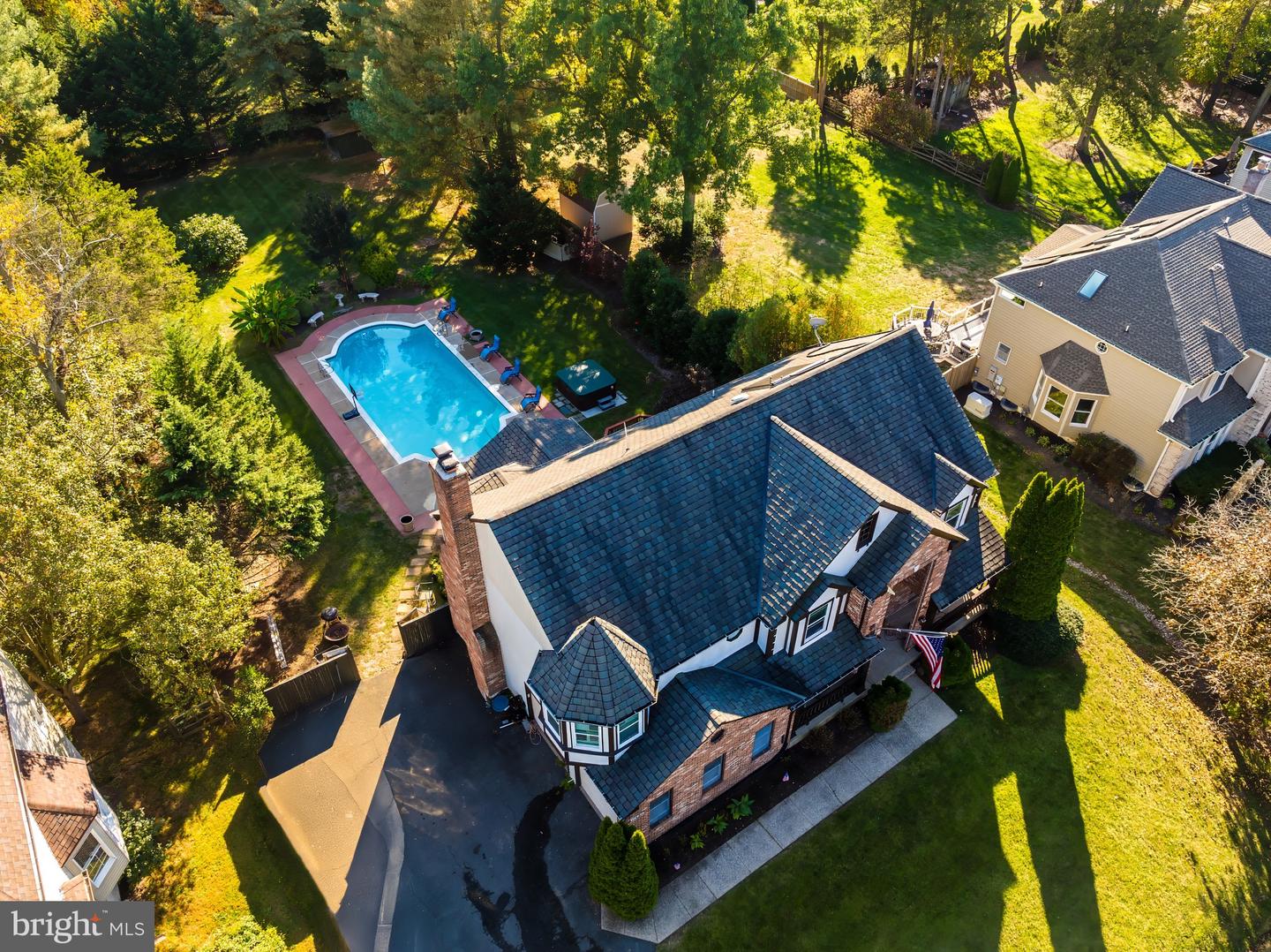 11681 Gilman Ln