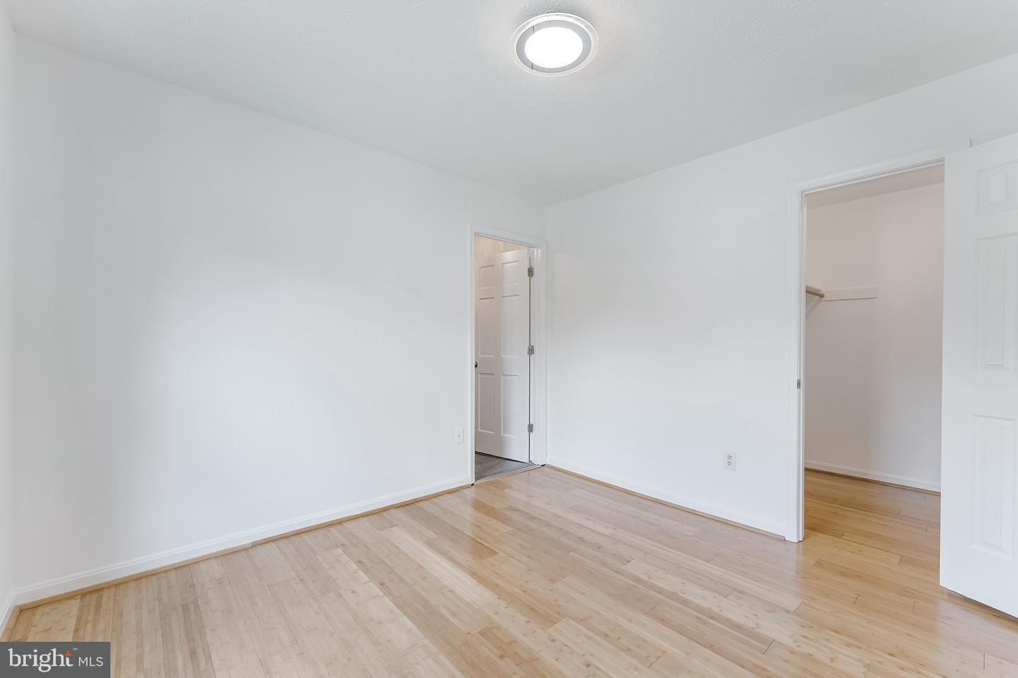 11681 Gilman Ln