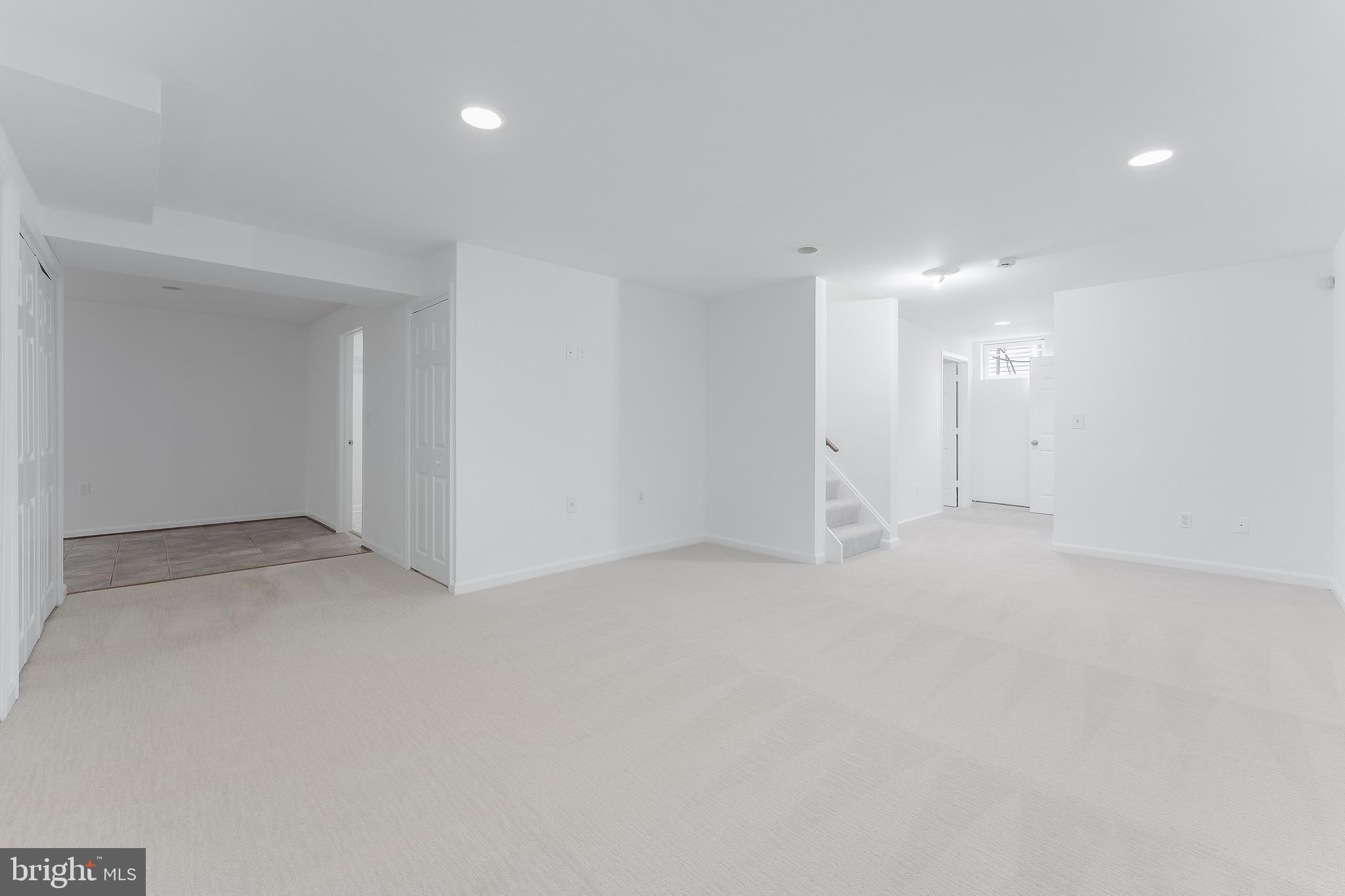 11681 Gilman Ln