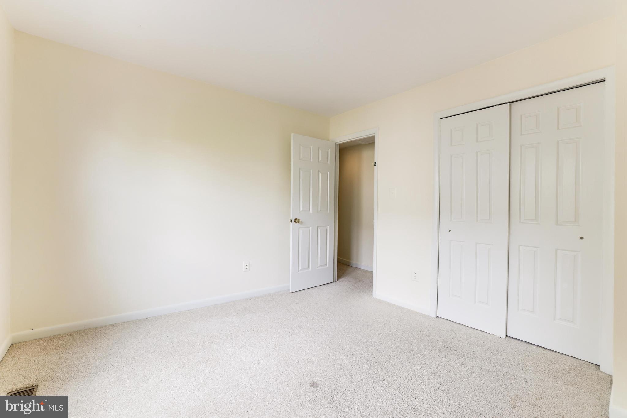 8509 JEFFERSONIAN CT