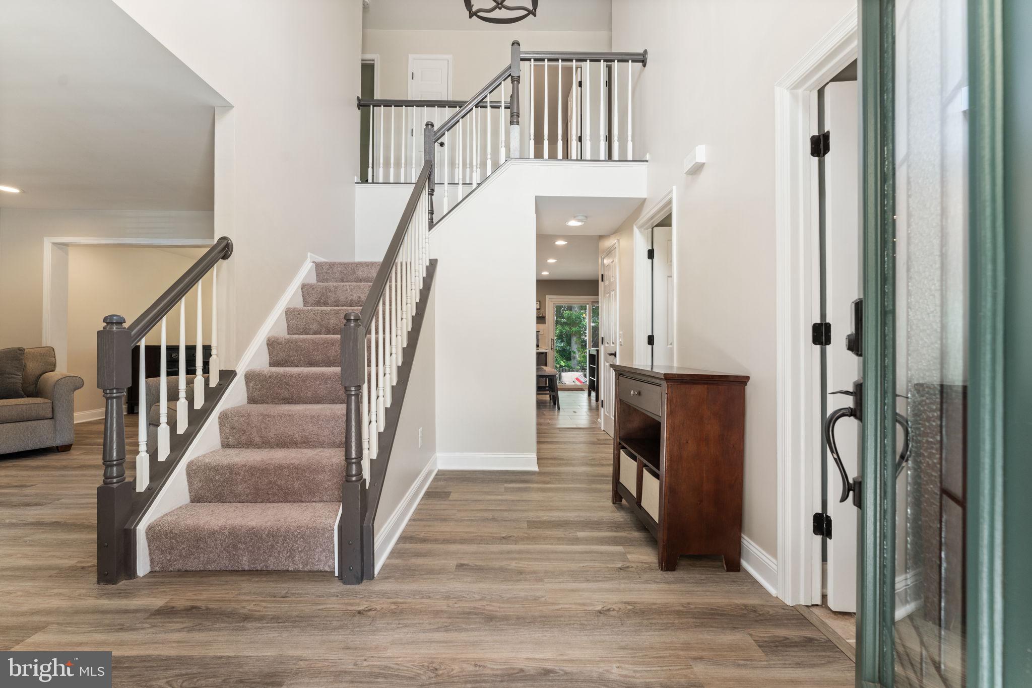 6910 SHARPSBURG DRIVE