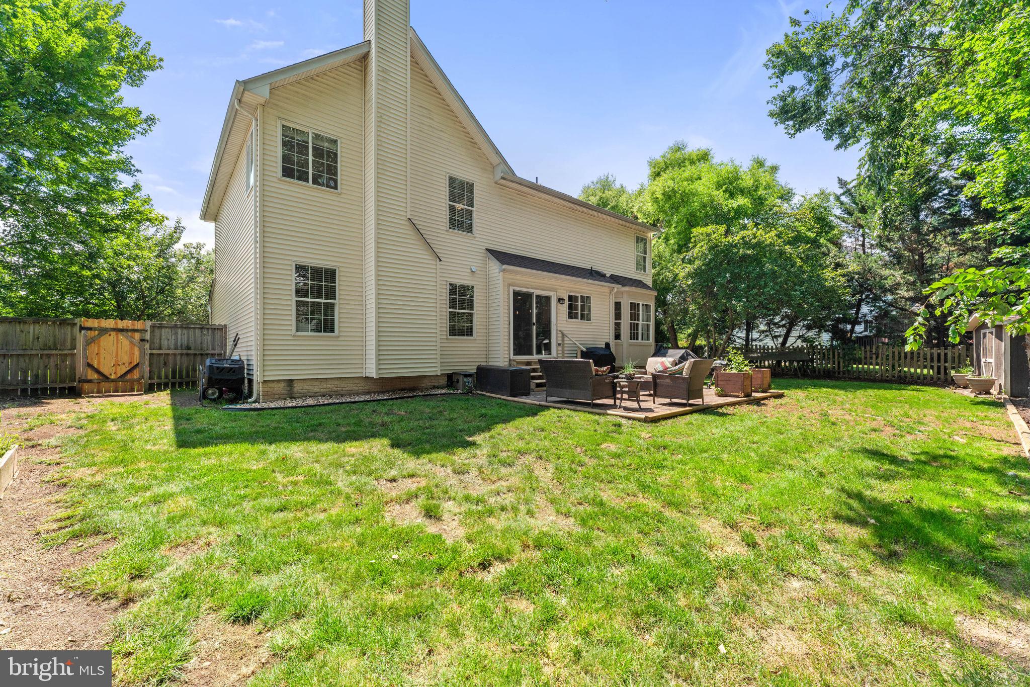 6910 SHARPSBURG DRIVE