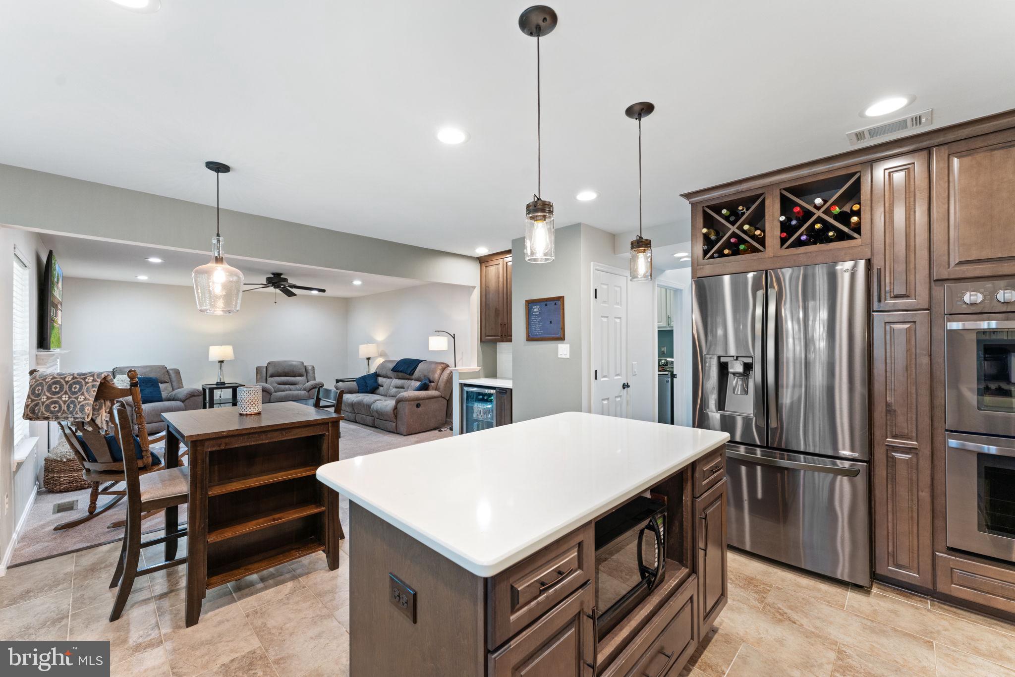 6910 SHARPSBURG DRIVE