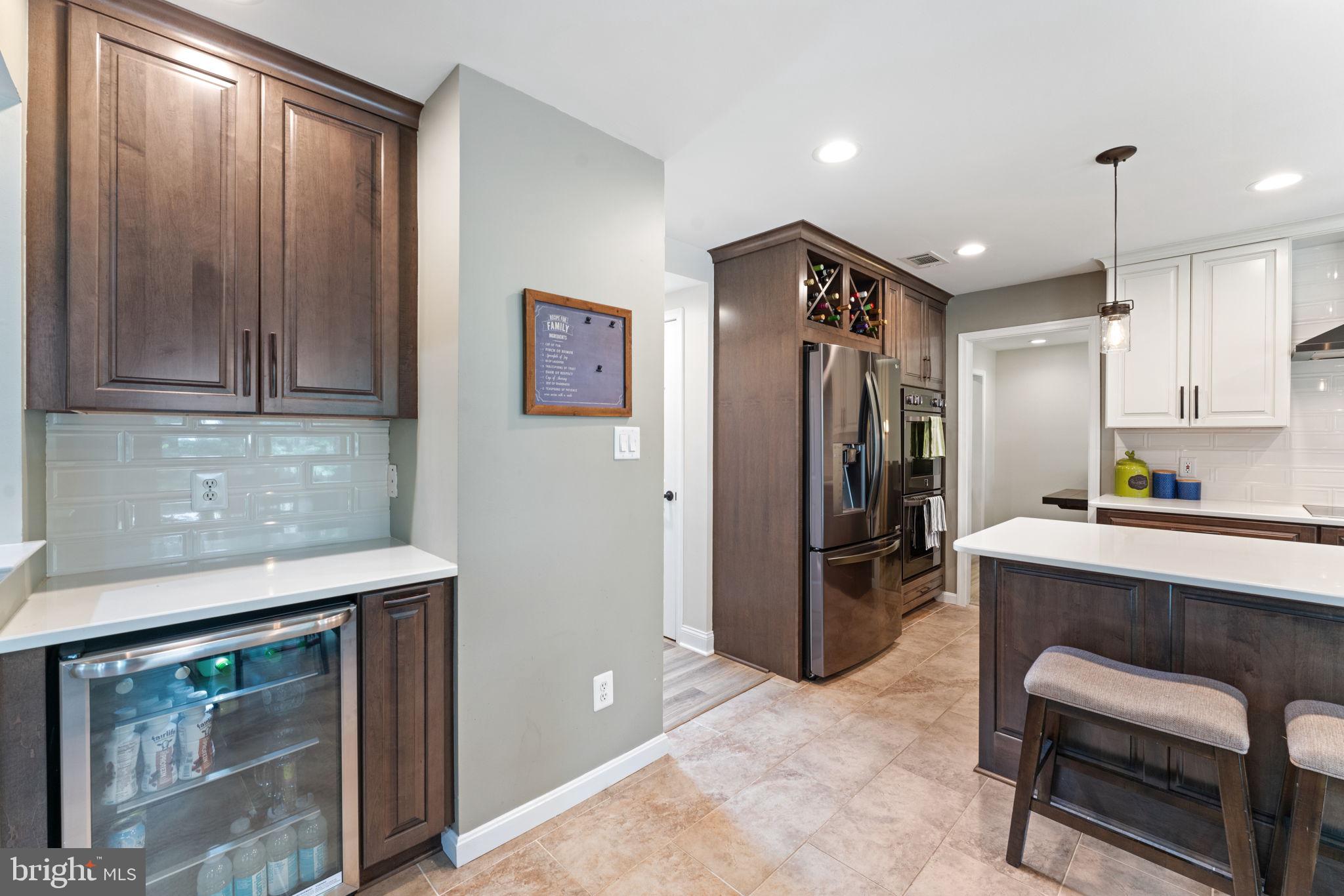 6910 SHARPSBURG DRIVE