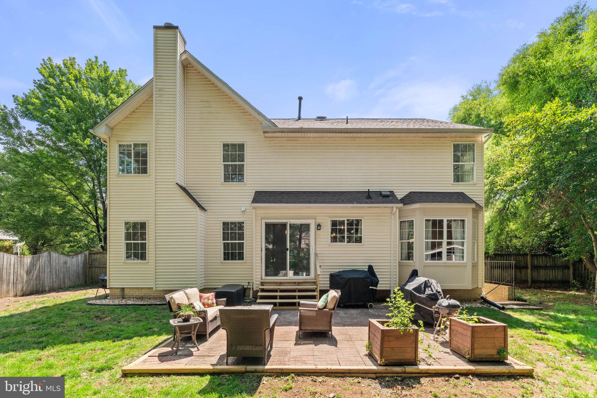 6910 SHARPSBURG DRIVE