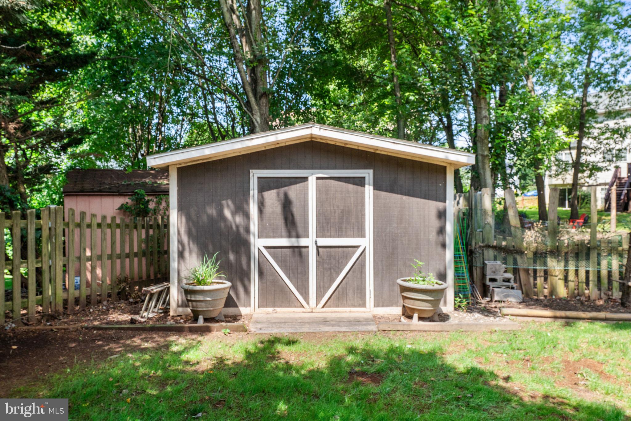 6910 SHARPSBURG DRIVE