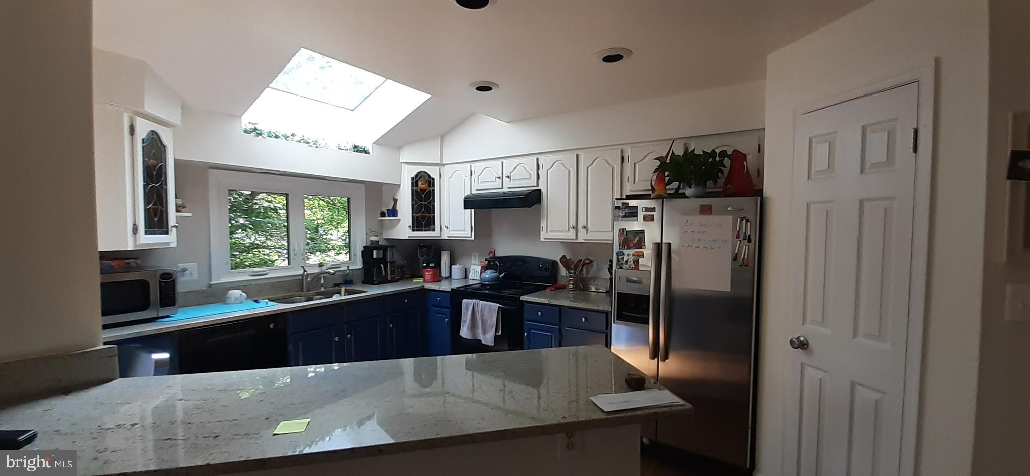 6880 MCLEAN PROVINCE CIRCLE